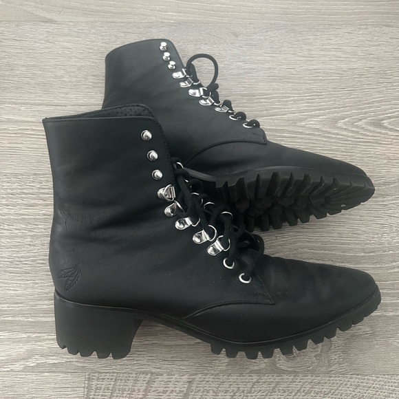 Black leather motorcycle boots - Picture 1 of 2